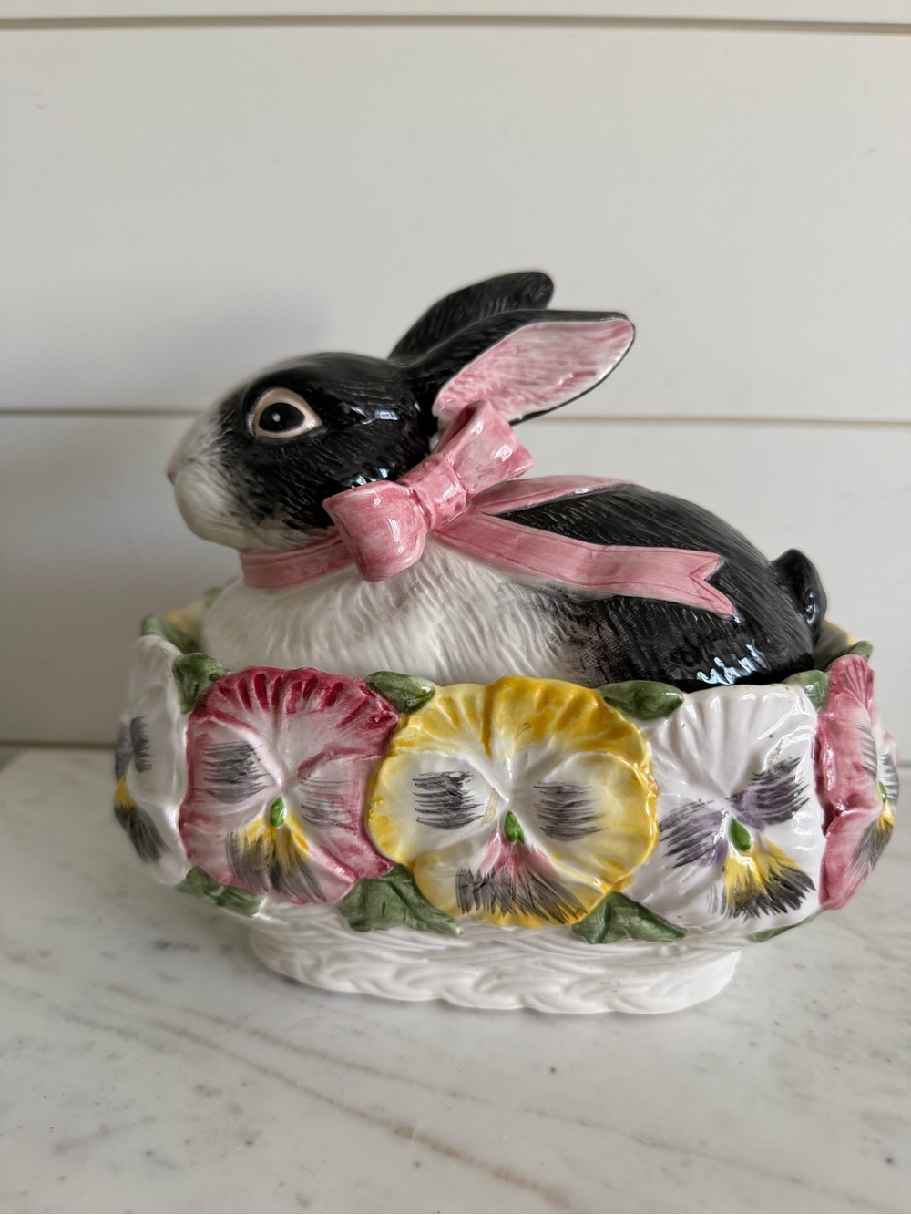 Fitz and Floyd Pansy Parade Rabbit Figurine Oval Bowl 1991